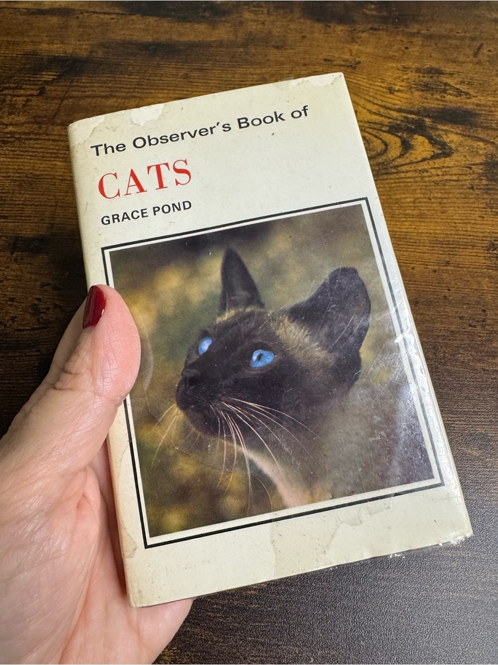 The Observer’s Book of Cats by Grace Pond
